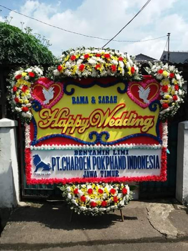 Karangan Bunga Pernikahan pahandut